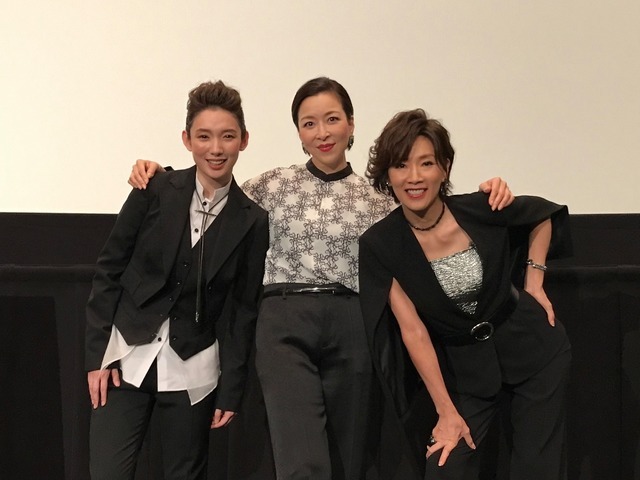 『Diner　ダイナー』大ヒット応援上映イベント　（C）2019 映画「Ｄｉｎｅｒ　ダイナー」製作委員会