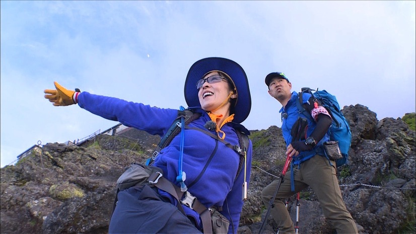 草刈民代、富士登山初挑戦！はたして、登頂なるか？！