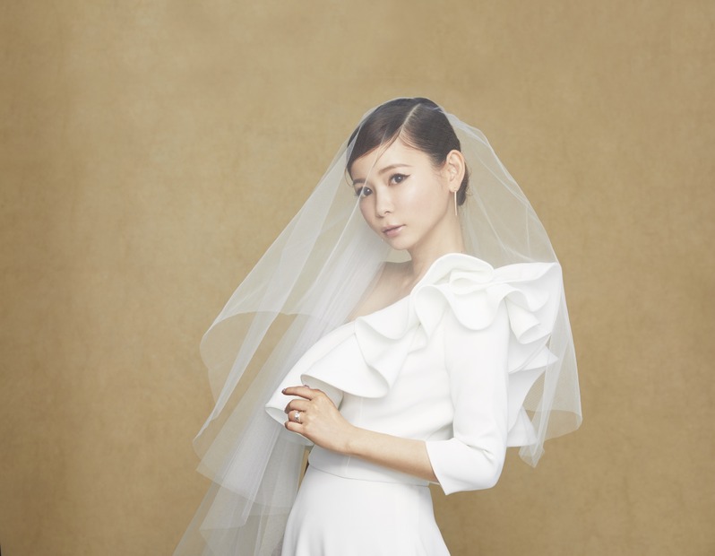 中川翔子、エレガントなウエディング姿を披露！結婚への思い語る