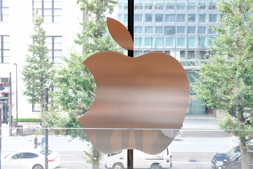 「Apple 丸の内」2階