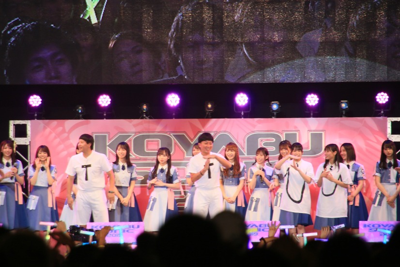 「KOYABU SONIC 2019」・日向坂46【撮影：小宮山あきの】