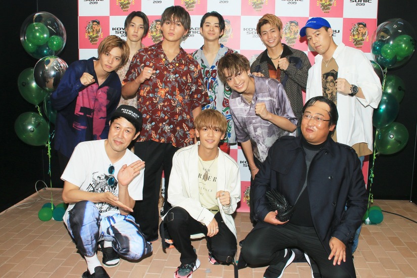 FANTASTICS from EXILE TRIBE、小籔千豊、ロバート秋山【撮影：小宮山あきの】