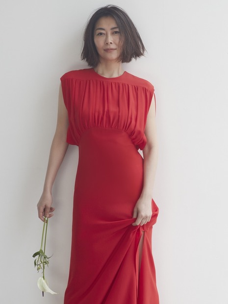 中山美穂の約20年ぶりのニューアルバムが発売！「C」「色・ホワイトブレンド」も収録