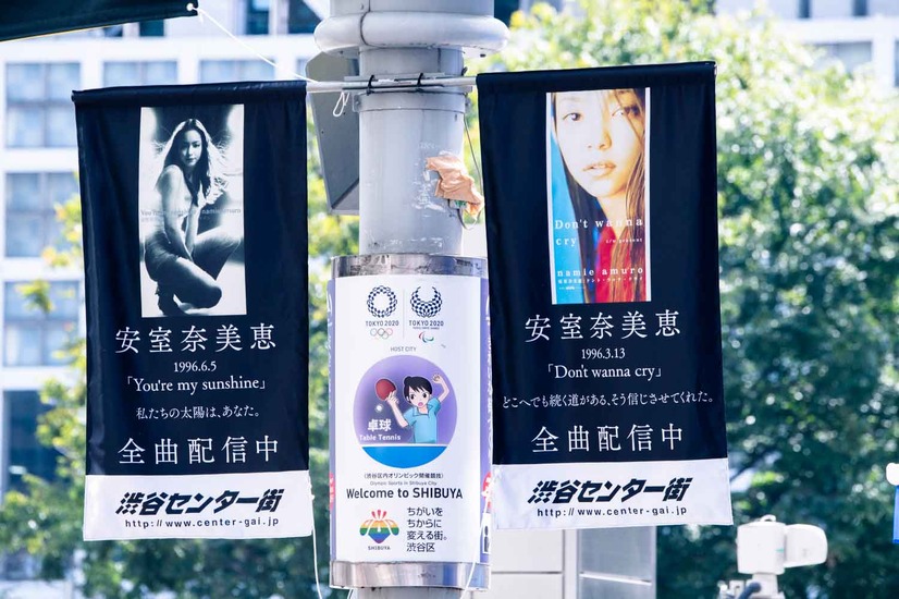 引退から約一年......渋谷センター街が安室奈美恵一色に！