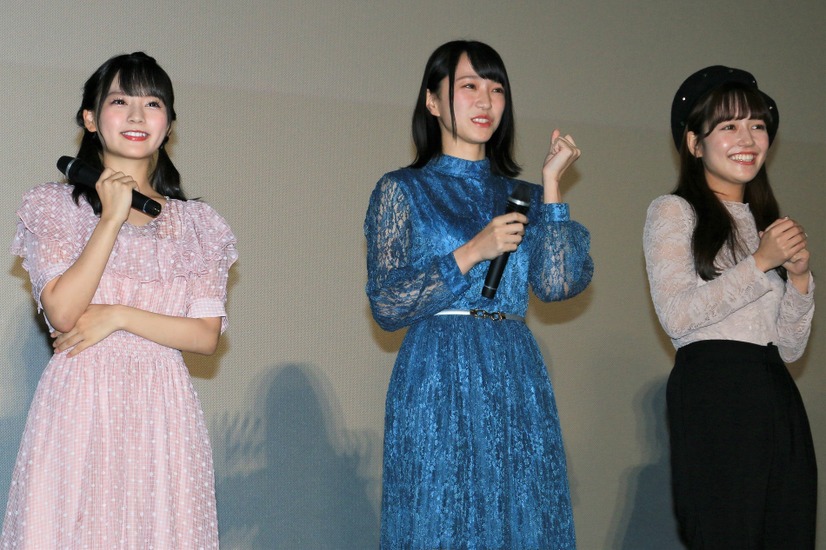 =LOVE/齊藤なぎさ、野口衣織、諸橋沙夏【撮影：小宮山あきの】
