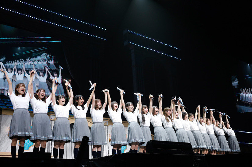 日向坂46、さいたまスーパーアリーナで初ワンマン！「こんなに好きになっちゃっていいの？」ライブ初披露