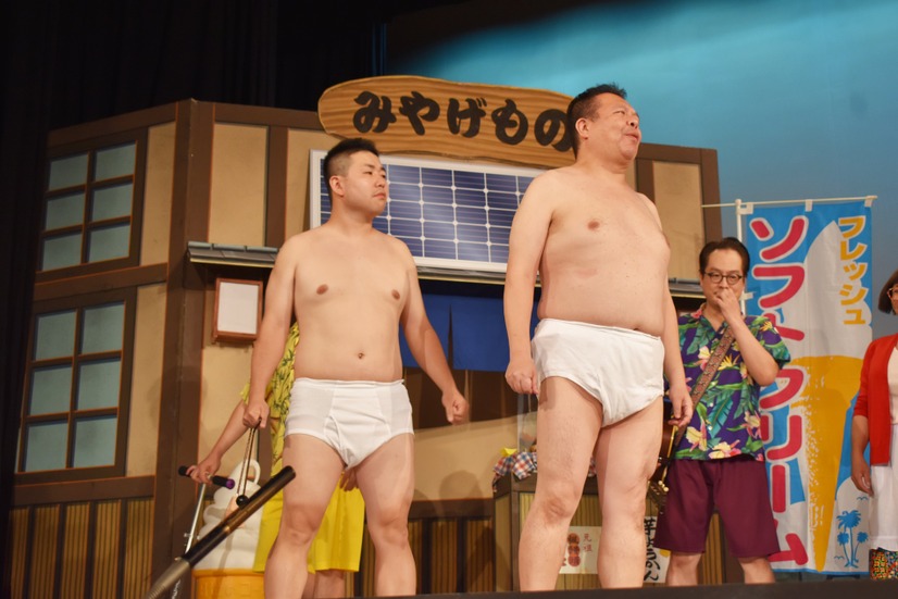 SDGs新喜劇の模様【撮影：こじへい】