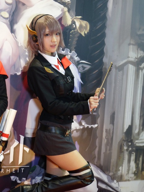 【ピックアップ】グラビアでも人気！美人コスプレーヤー・火将ロシエルに注目！