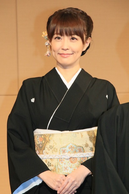 小林麻耶【撮影：小宮山あきの】