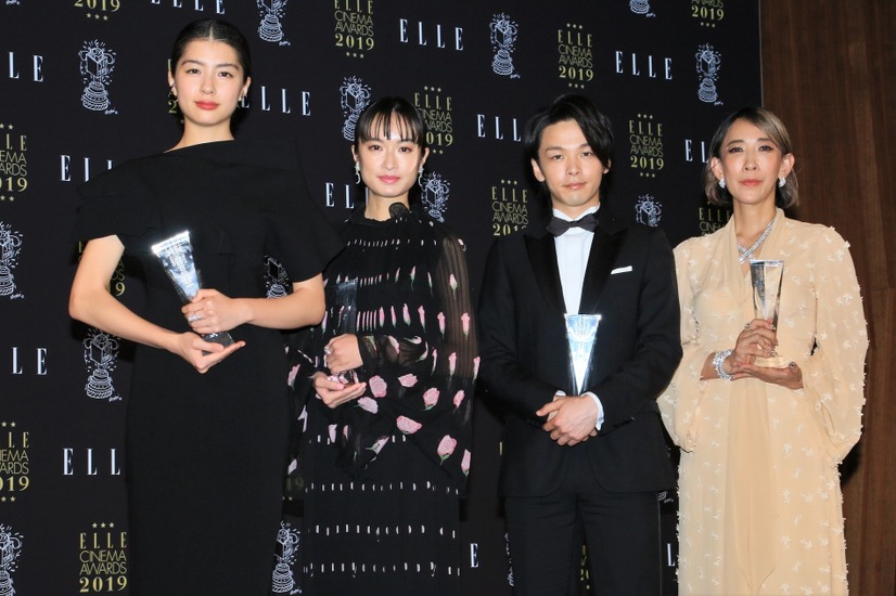 佐久間由衣、門脇麦、中村倫也、蜷川実花監督【撮影：小宮山あきの】