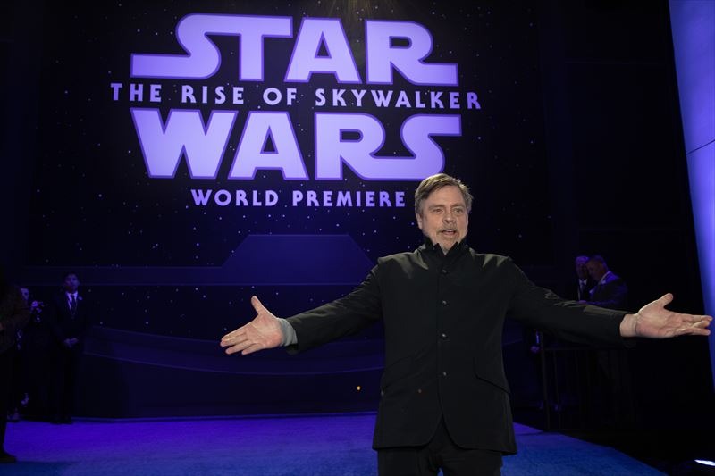 (C) 2019 and TM Lucasfilm Ltd. All Rights Reserved.