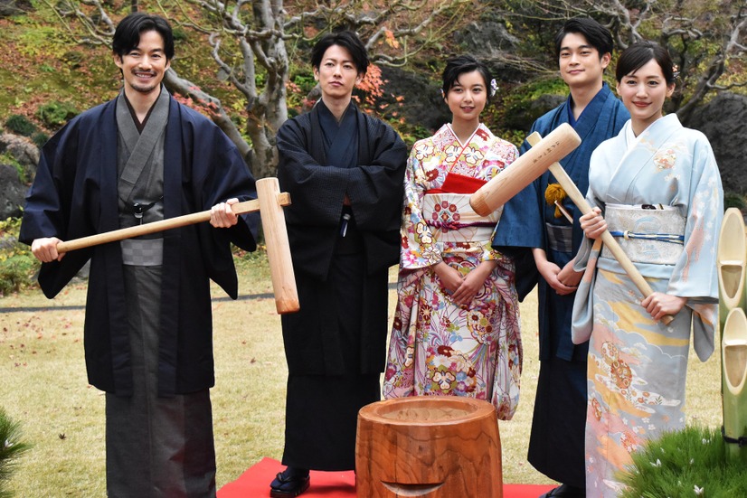 綾瀬はるか、上白石萌歌、竹野内豊、佐藤健、井之脇海【撮影：こじへい】