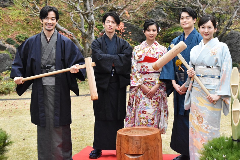 綾瀬はるか、上白石萌歌、竹野内豊、佐藤健、井之脇海【撮影：こじへい】