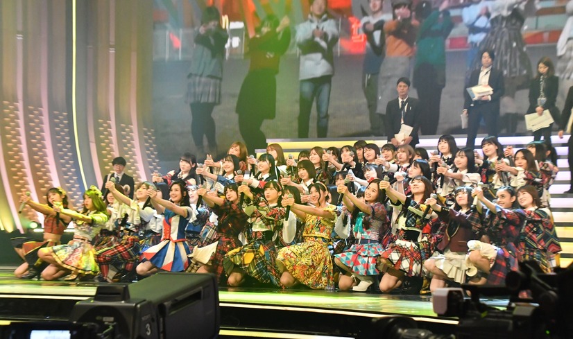 AKB48【写真：竹内みちまろ】