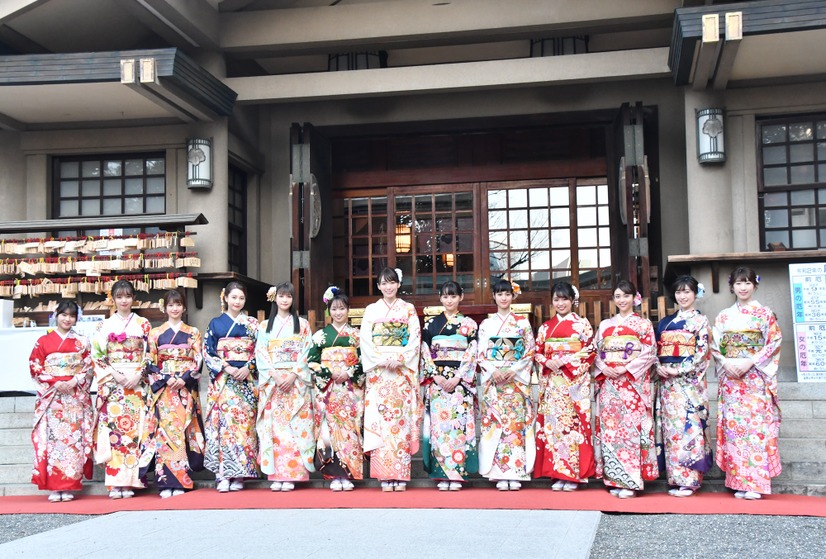 エイベックス・マネジメントの新春の晴れ着撮影会【写真：竹内みちまろ】
