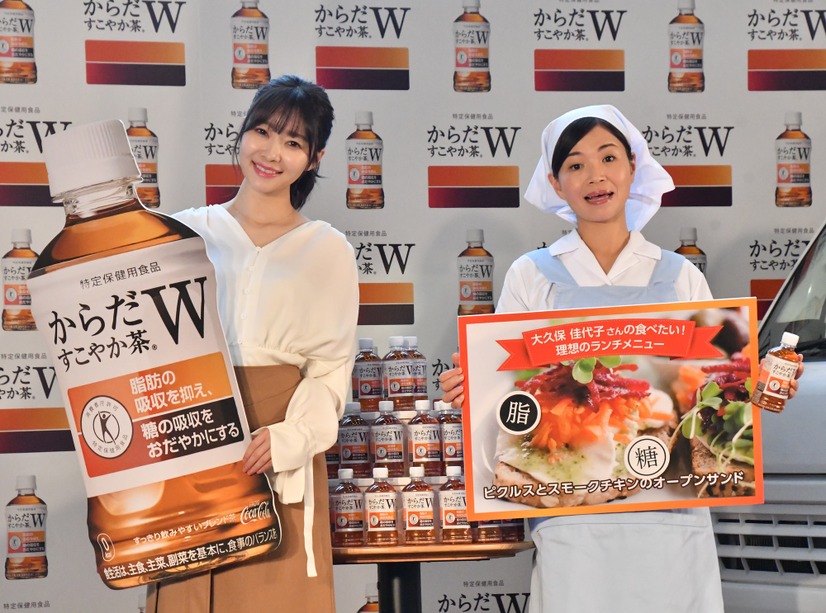 指原莉乃、大久保佳代子【写真：竹内みちまろ】