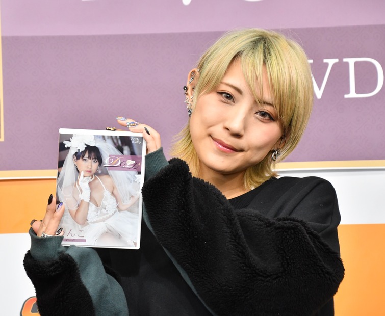 つんこ【写真：竹内みちまろ）