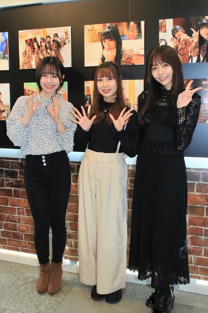 佐藤佳穂、高柳明音、野島樺乃【撮影：小宮山あきの】