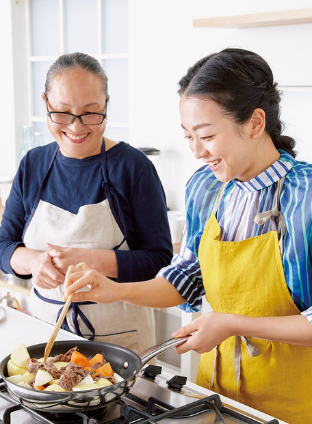 浅田真央の料理連載が『オレンジページ』でスタート！初回は肉じゃが作りに挑戦