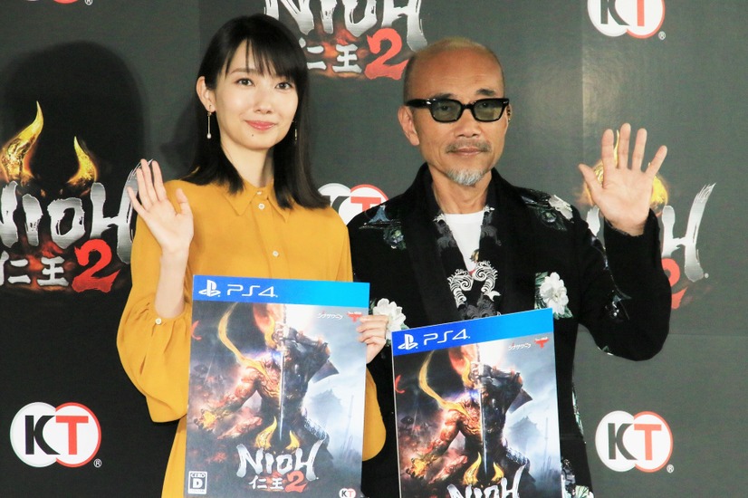 波瑠、竹中直人【撮影：小宮山あきの】