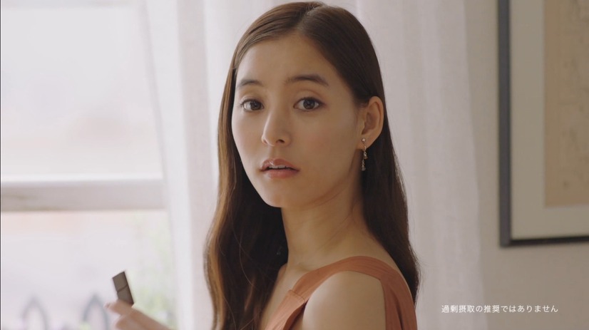 新木優子、新CMで生歌を披露！