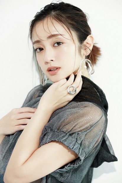 “奇跡の38歳”安達祐実、『CanCam』表紙に史上最年長で登場！