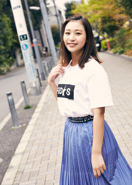 佐山彩香、セクシーを封印しファッションブランドモデルに！