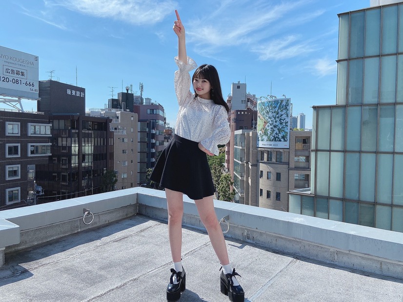 小浜桃奈、WEBマガジン「Emmary」5代目編集長“見習い”に！