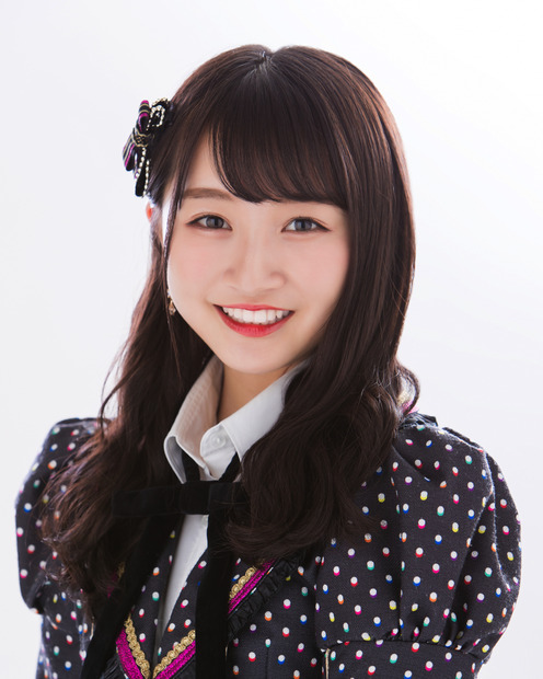山本彩加