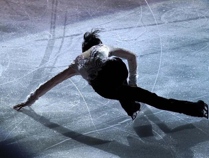 羽生結弦の“神”写真集が発売決定！エキシビション含め全6試合に密着