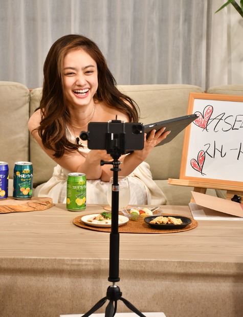 谷まりあ【写真：竹内みちまろ】
