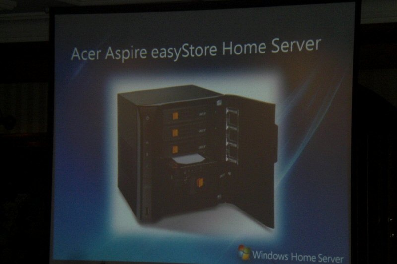 Windows Home Server搭載の「Aspire easyStore」も披露