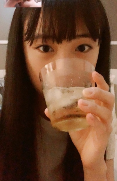 大友花恋のレアなほろ酔い姿にファン「お酒のCMみたい」