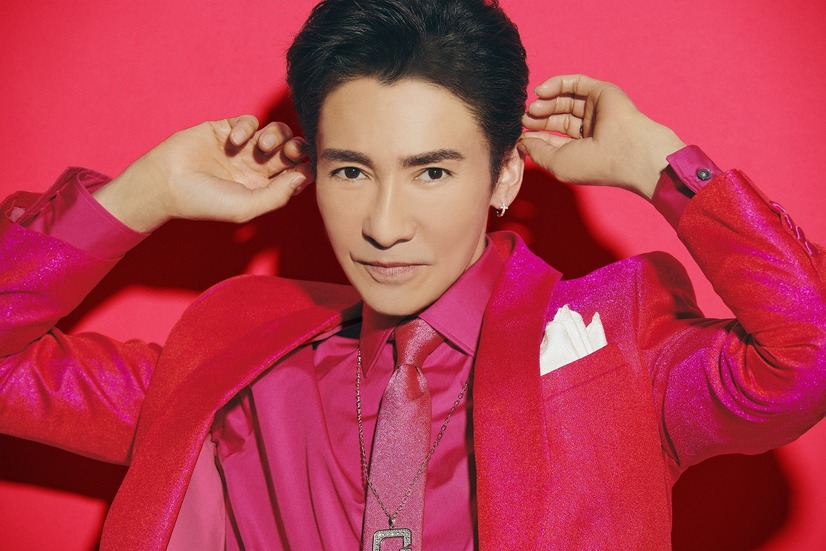 郷ひろみ、「SONGS」で昭和～令和の12曲ノンストップ・メドレーを披露！