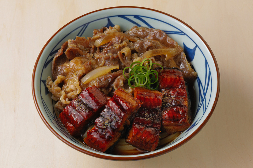 丸亀製麺「牛とうなぎのぶっかけうどん」