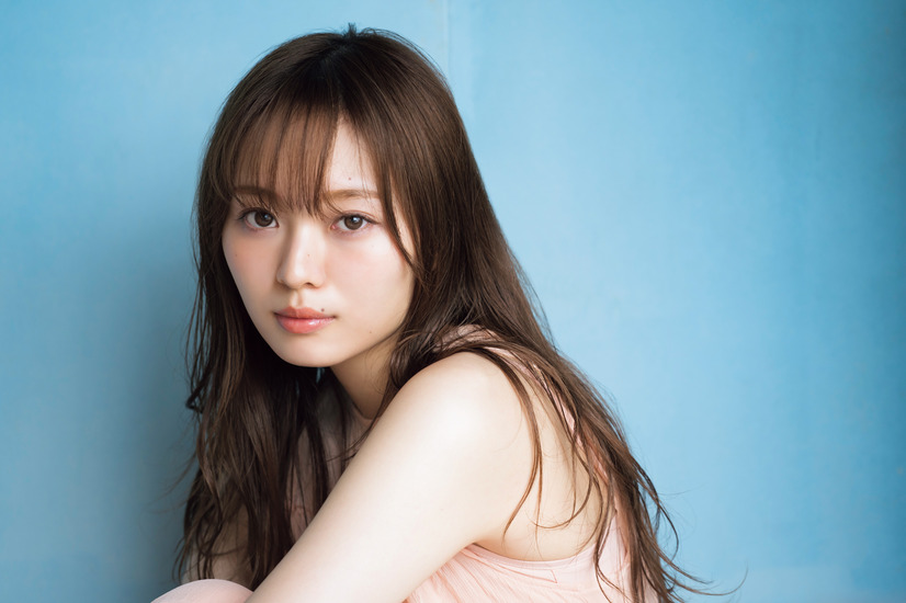 乃木坂46梅澤美波（C）LUCKMAN／CMNOW vol.206