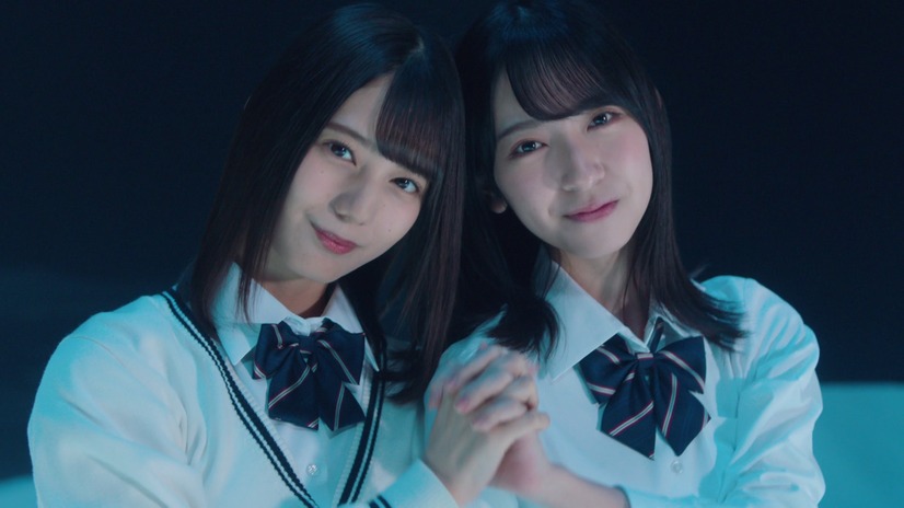 日向坂46の新曲MV公開！メンバーが“あざとかわいい”ダンス披露