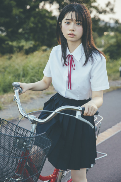 「桜田ひより2021カレンダーブック（仮）」（C）東京ニュース通信社