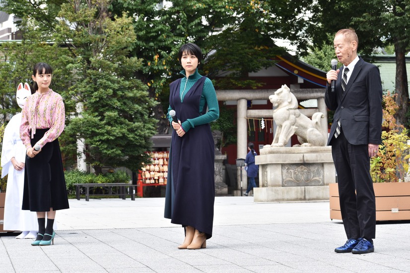 松本穂香、奈緒、角川春樹【撮影：こじへい】