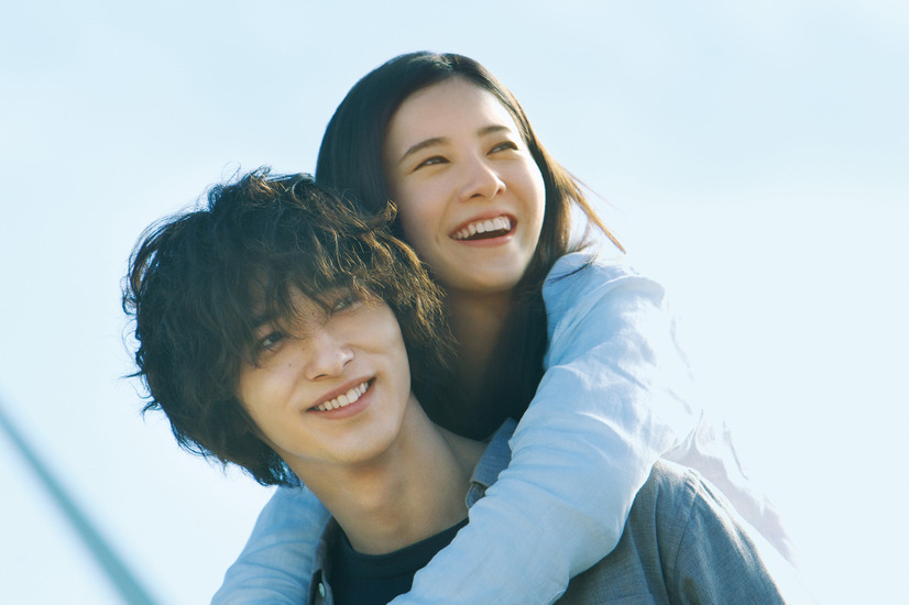 （C）2020「きみの瞳が問いかけている」製作委員会　（C）2020　Gaga Corporation / AMUSE Inc. / Lawson Entertainment,Inc.