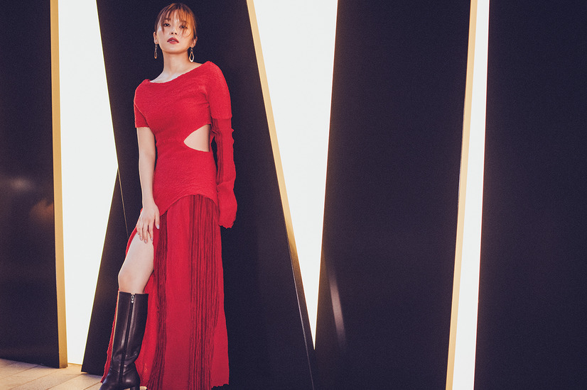AAA・宇野実彩子 ファンブック『Uno Book』（C）MOGURA BOOKS