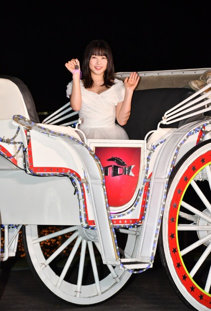 桜井日奈子【写真：竹内みちまろ】