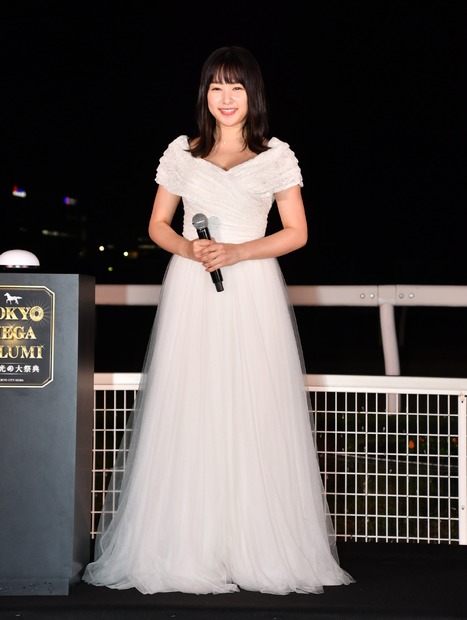 桜井日奈子【写真：竹内みちまろ】