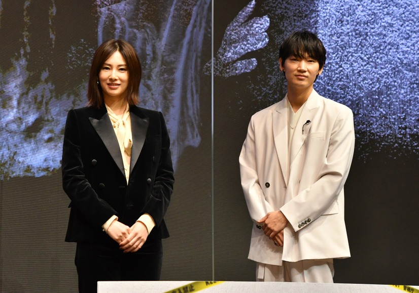 北川景子、綾野剛【写真：竹内みちまろ】