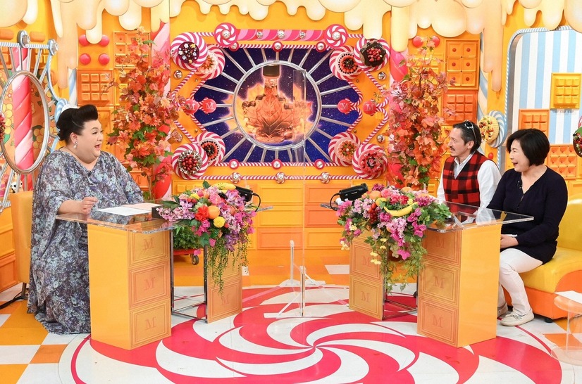 「メープルシロップの世界」を語るギャニオン・マークさんと和香さん夫婦（C）TBS