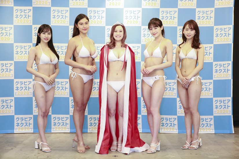 橋本杏奈さん、モラレスしれなさん、富樫真凛さん、新海まきさん、新田空さん