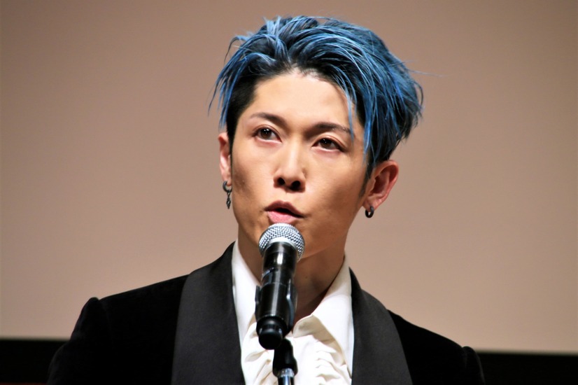 MIYAVI【撮影：小宮山あきの】