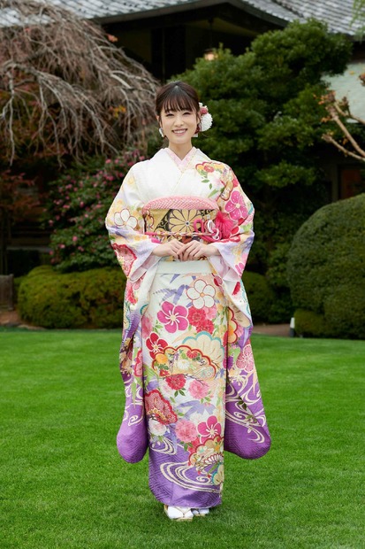 高橋ひかる（「高」は「はしごだか」が正式表記）