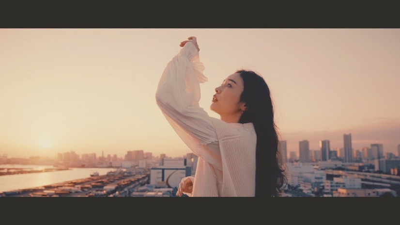 加治ひとみ、4年ぶりのカバー曲をYouTubeで公開