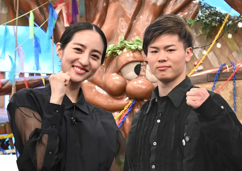 那須川天心、堀田茜（C）TBS